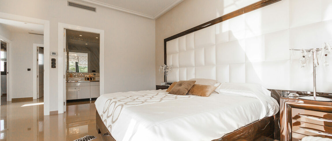 ialicante-mediterranean-homes-FqqiAvJejto-unsplash