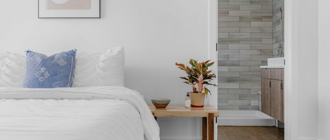 shop-slo-vhztm9QC0L0-unsplash